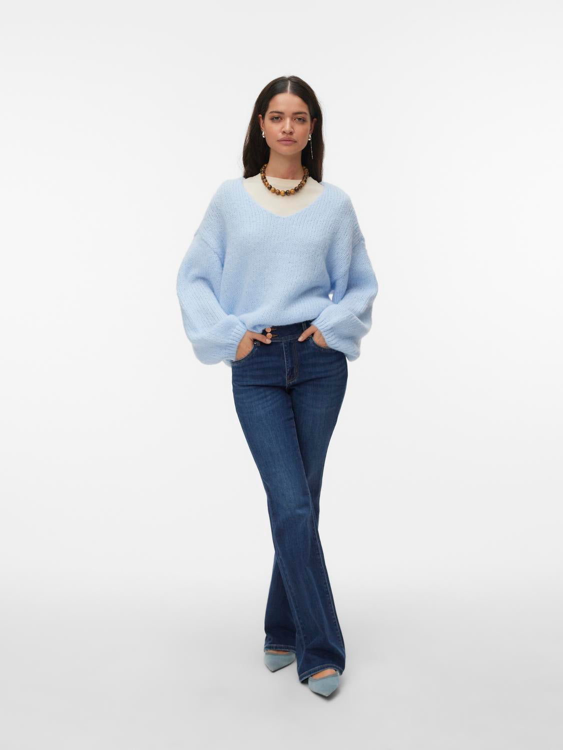 model_shot-front